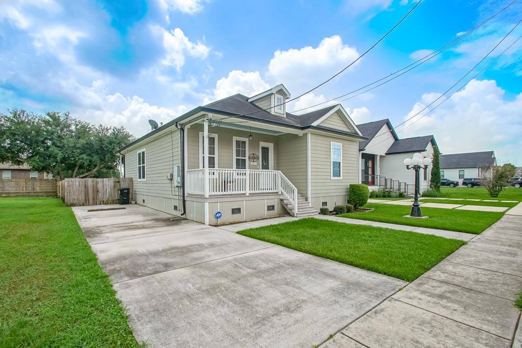 2217 ANGELA Avenue
