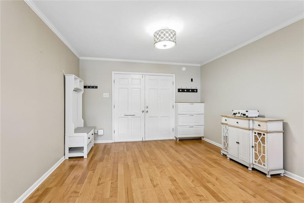 1813 N TURNBULL Drive