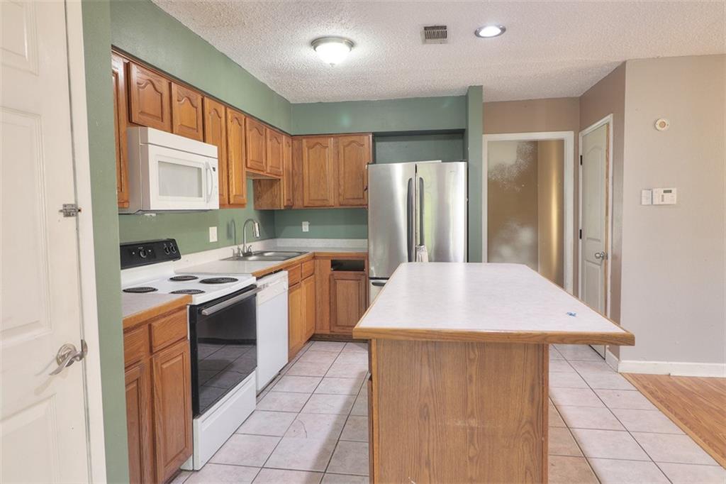 2516 ARIZONA Drive