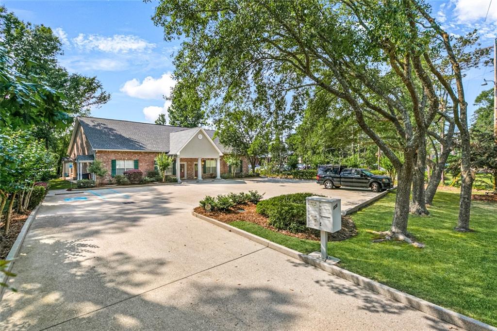 1330 PARK Drive