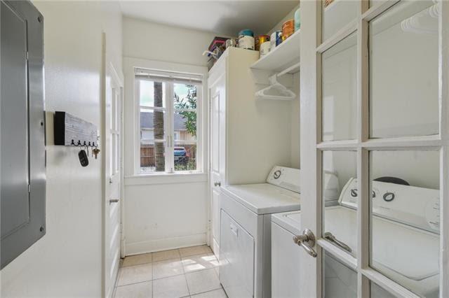 New Orleans, Louisiana 70125, United States, 2 Bedrooms Bedrooms, ,1 BathroomBathrooms,Residential,Pending,38238