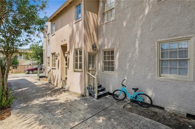 New Orleans, Louisiana 70125, United States, 2 Bedrooms Bedrooms, ,1 BathroomBathrooms,Residential,Pending,38238
