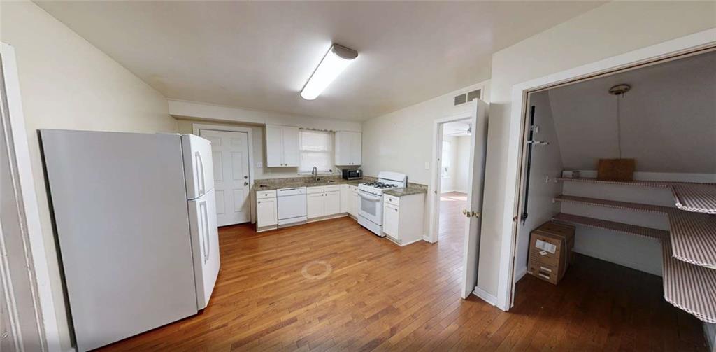 3939-3941 BAUVAIS Street