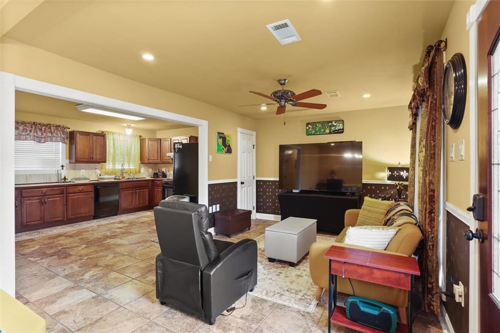 2901 BLANCHARD Drive