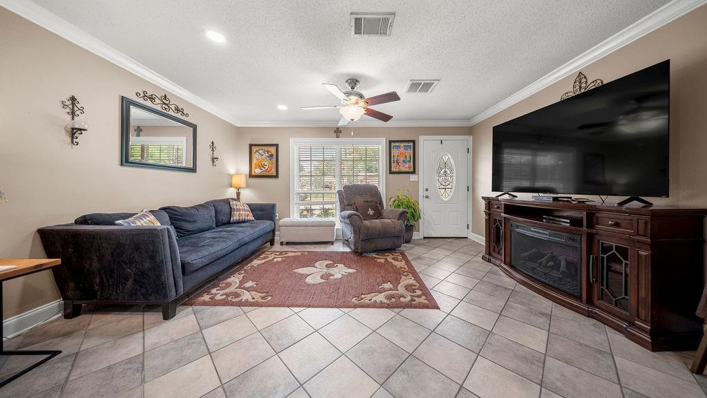 145 SOUTHPARK Drive