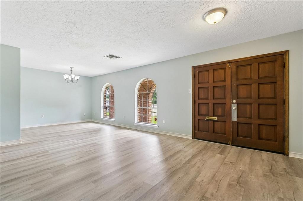 4512 WILSON Drive