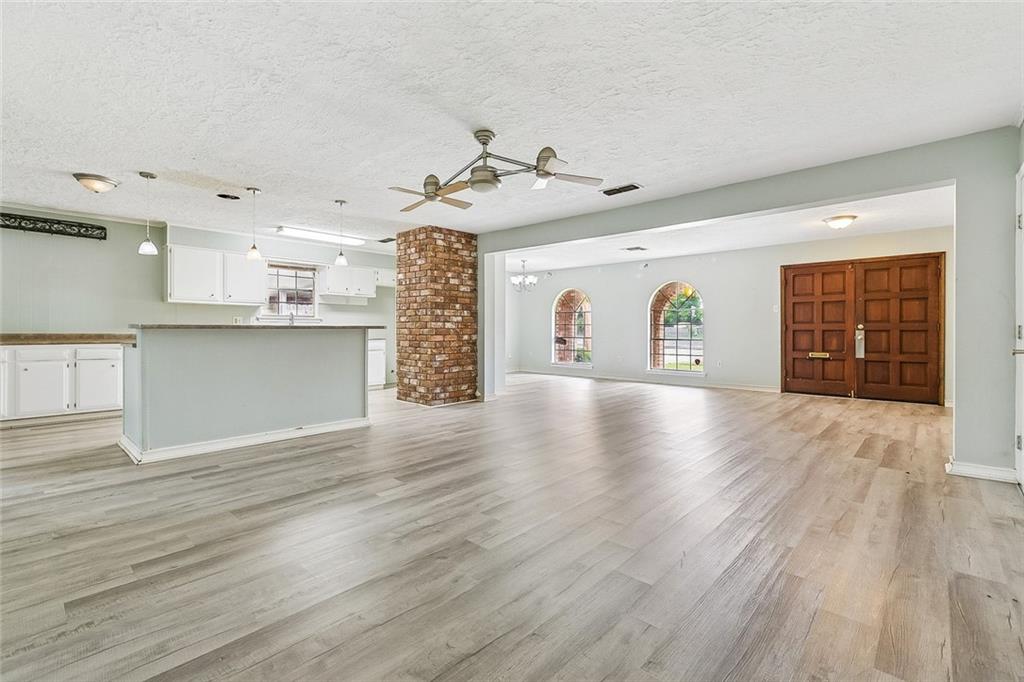 4512 WILSON Drive