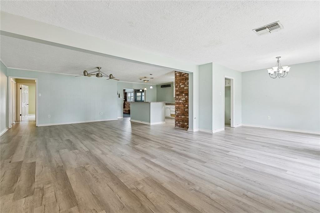 4512 WILSON Drive