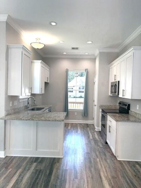 60439 CORAL Street