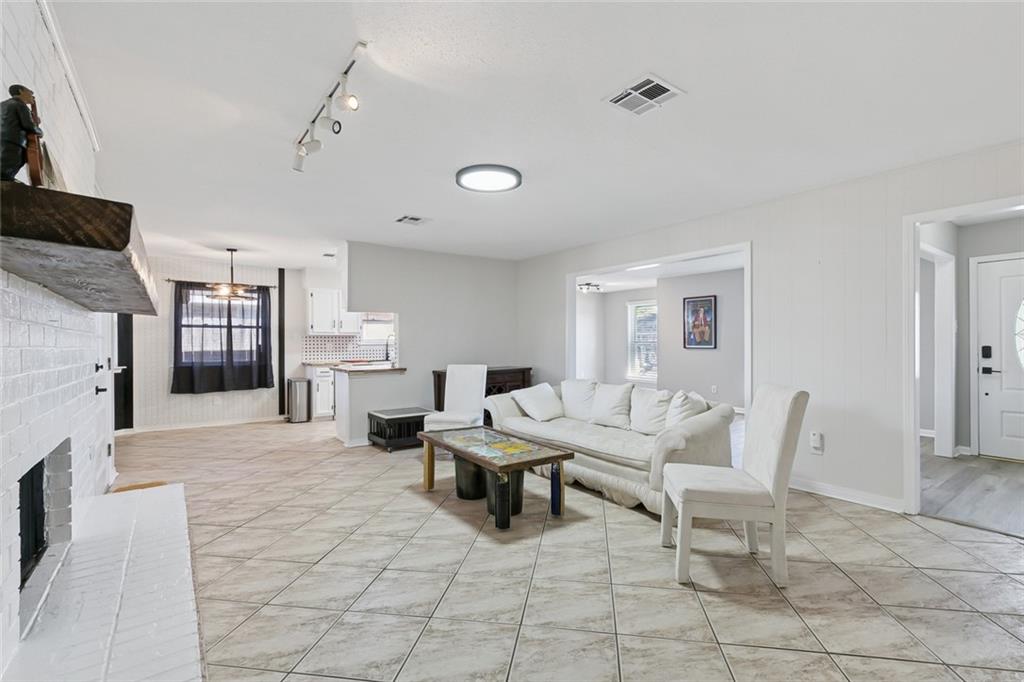 3609 W GRANDLAKE Boulevard