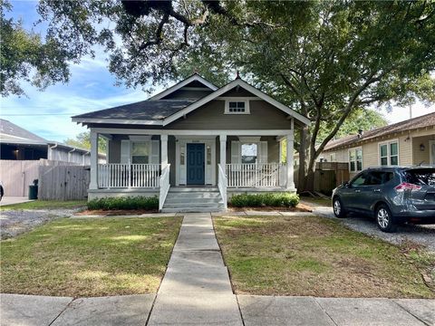 5559 ROSEMARY Place, New Orleans, LA 70124 - #: 2425067