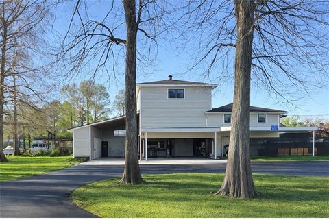 31748 SHELTON Drive Springfield LA 70462