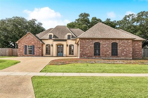 8361 OAKLEY Drive Zachary LA 70791