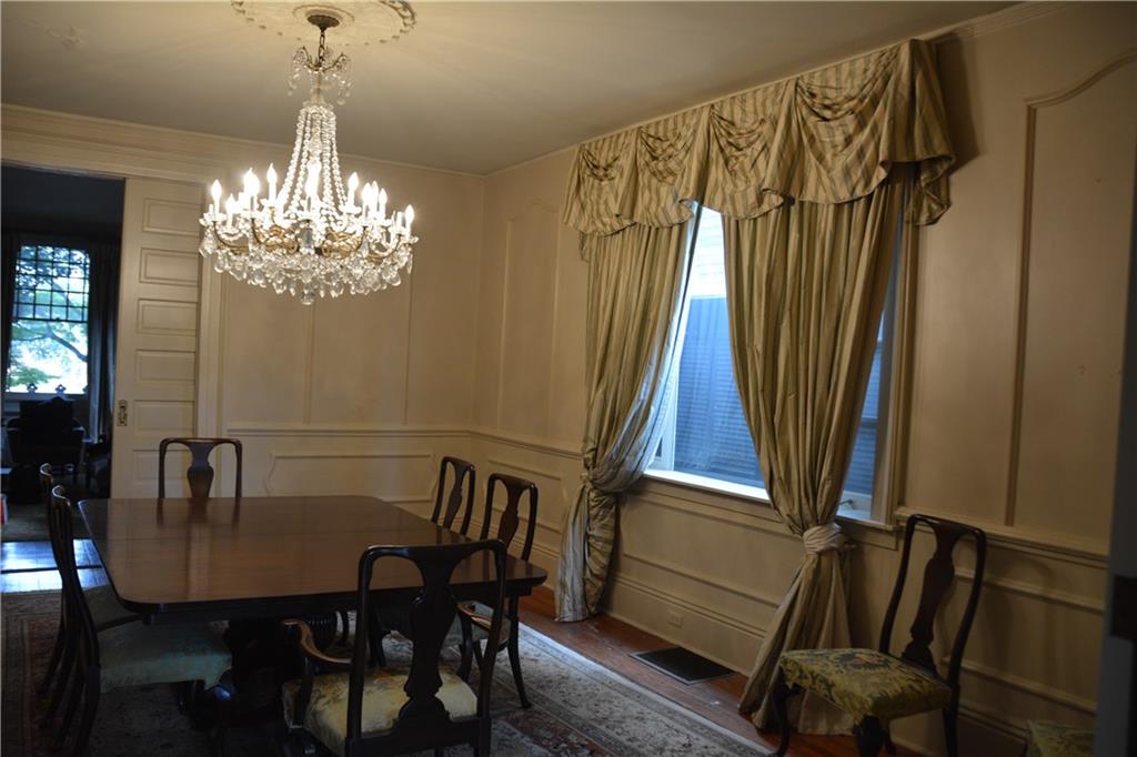 New Orleans, Louisiana 70115, United States, 4 Bedrooms Bedrooms, ,6 BathroomsBathrooms,Residential,Active,143840