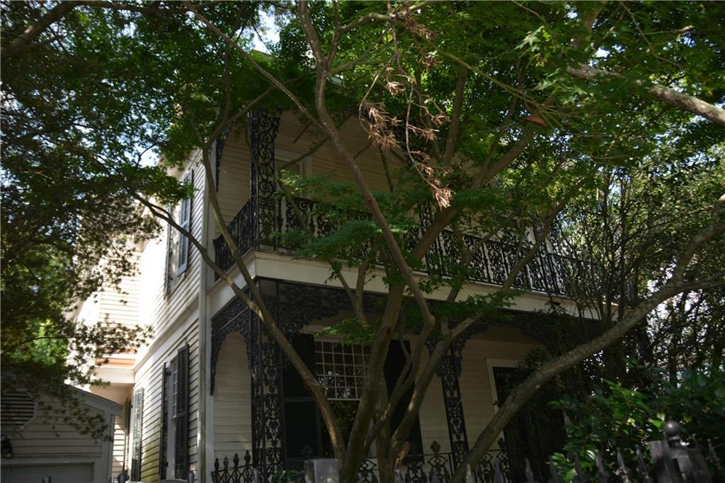 New Orleans, Louisiana 70115, United States, 4 Bedrooms Bedrooms, ,6 BathroomsBathrooms,Residential,Active,143840