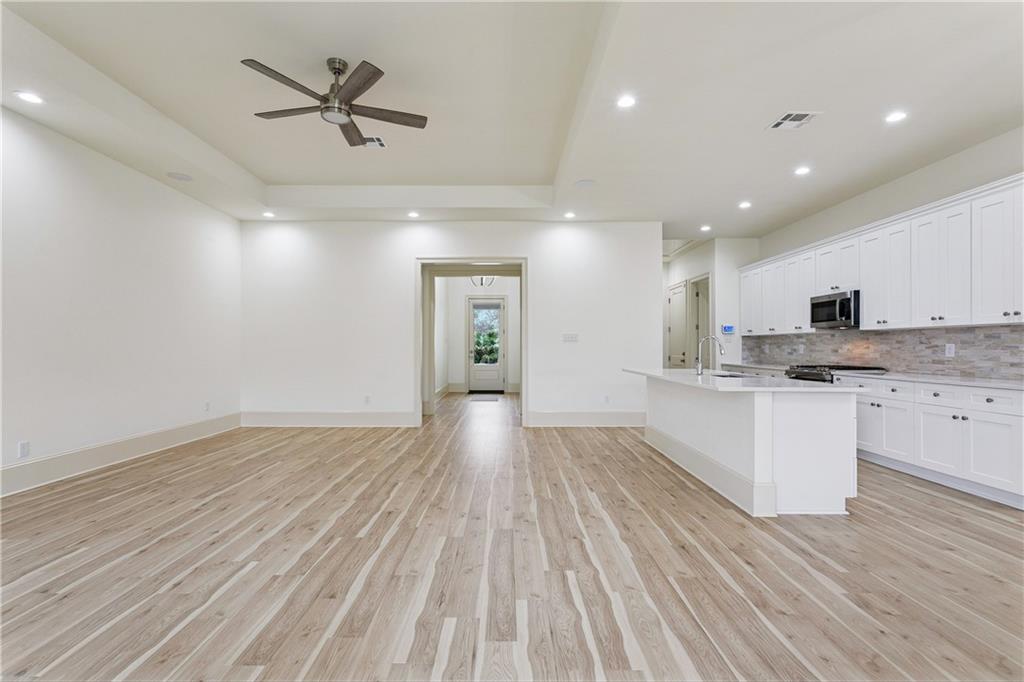 9 PARK TIMBERS Drive