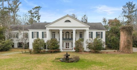 Photo of 416 S AMERICA Street, Covington, LA 70433 (MLS # 2546651)