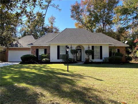 1020 RUE CHINON Mandeville LA 70471