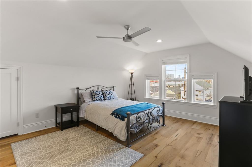 New Orleans, Louisiana 70115, United States, 3 Bedrooms Bedrooms, ,3 BathroomsBathrooms,Residential,Active,56386