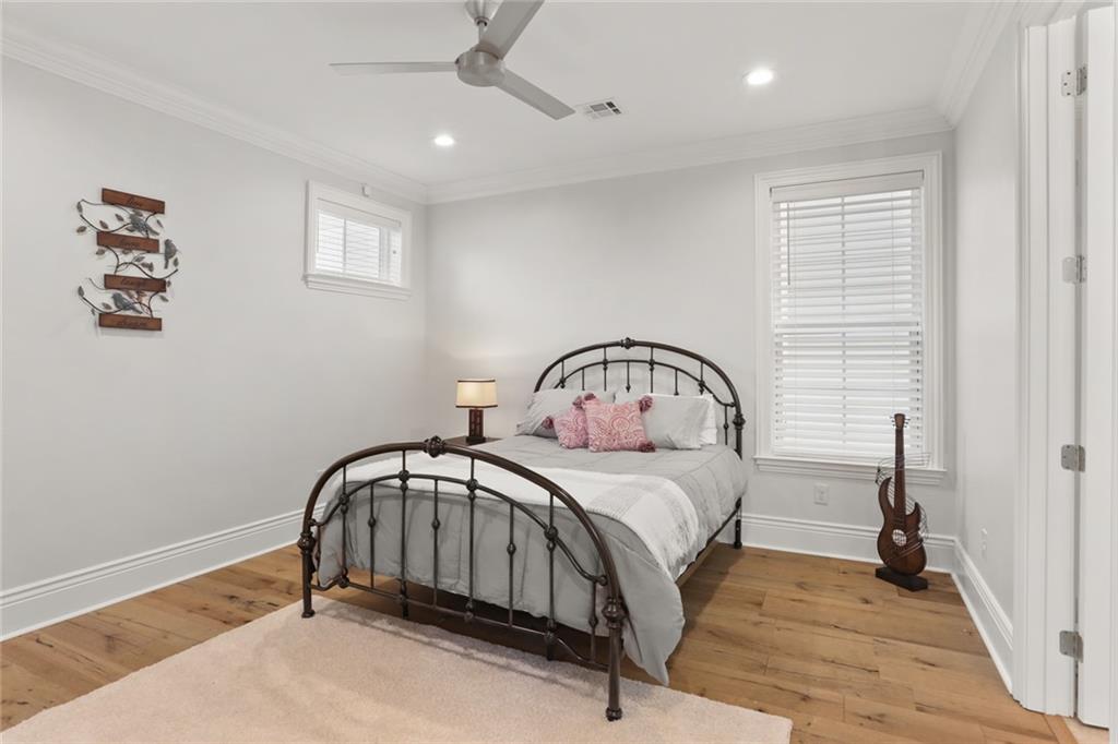 New Orleans, Louisiana 70115, United States, 3 Bedrooms Bedrooms, ,3 BathroomsBathrooms,Residential,Active,56386