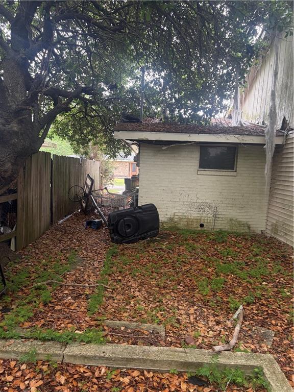 137 ROSELYN PARK Place
