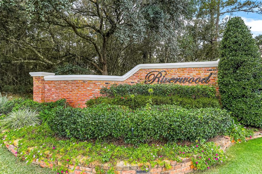 109 LAURELWOOD Drive