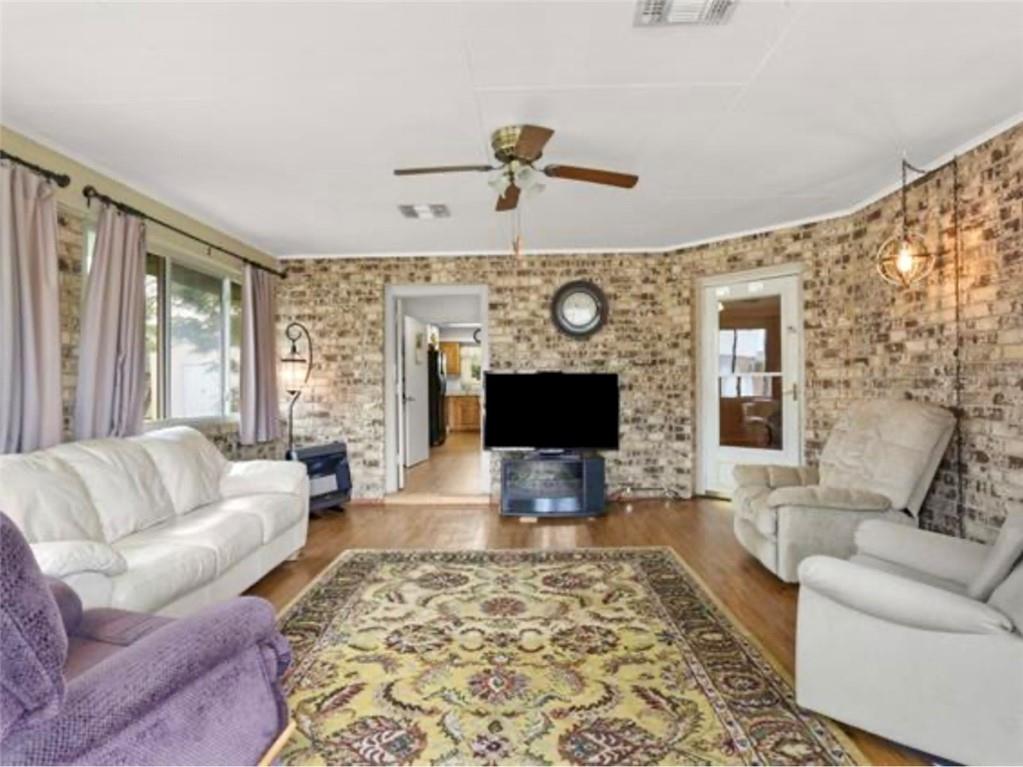 125 KENNEDY Drive