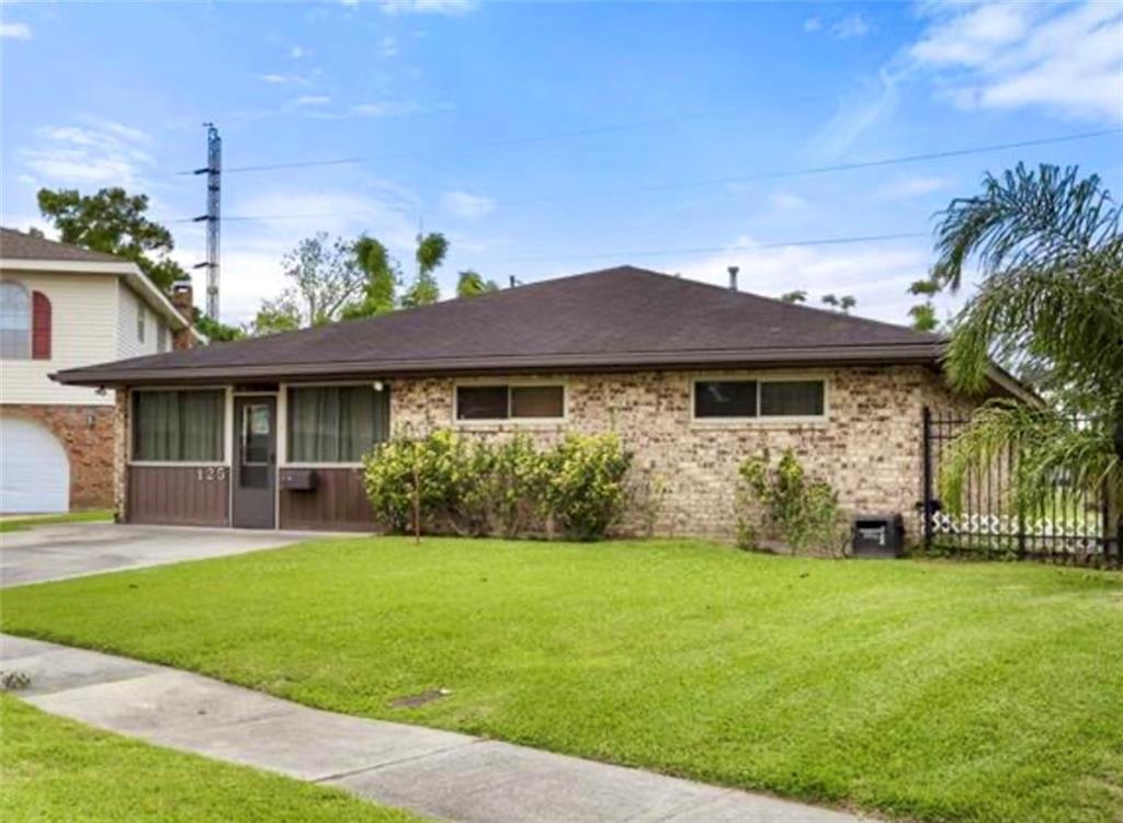 125 KENNEDY Drive