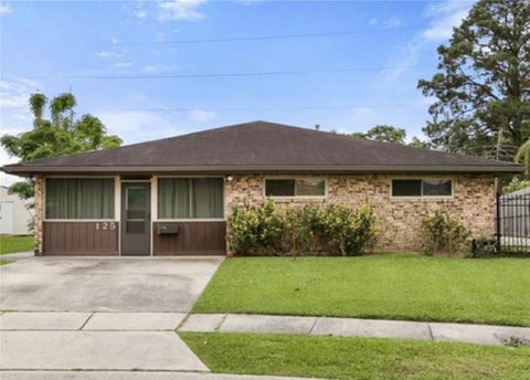 Photo of 125 KENNEDY Drive, Gretna, LA 70053 (MLS # 2560008)