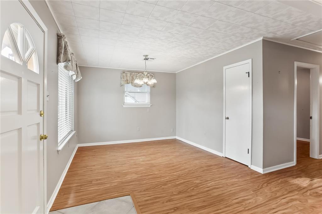 406 MOSS Lane