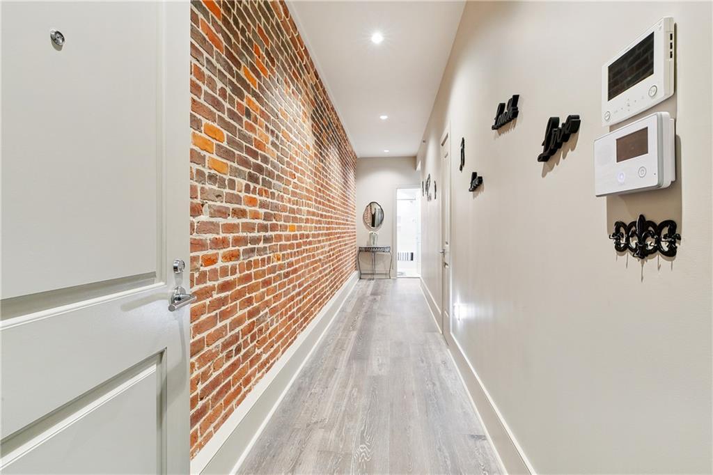 220 DECATUR Street 306