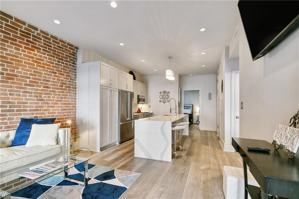 220 DECATUR Street 306