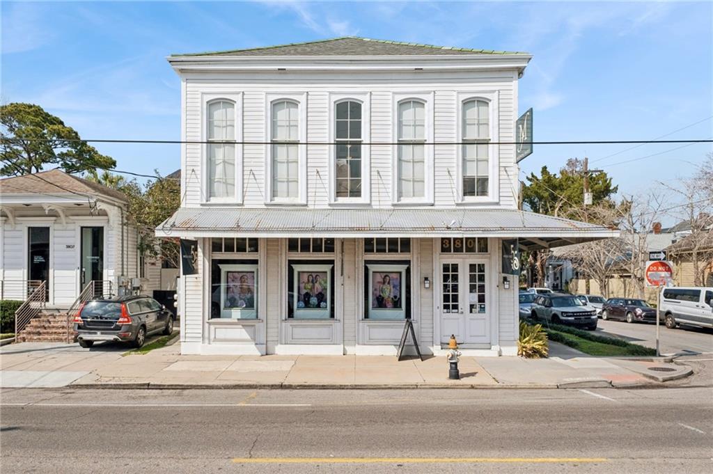 3801 MAGAZINE Street