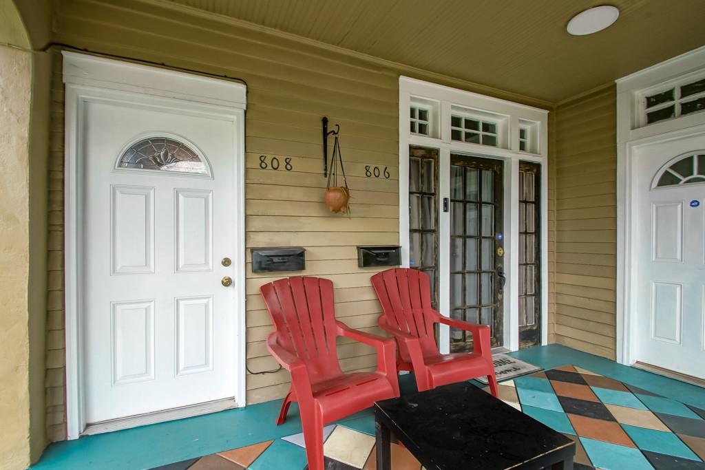 806 08 NAVARRE Avenue