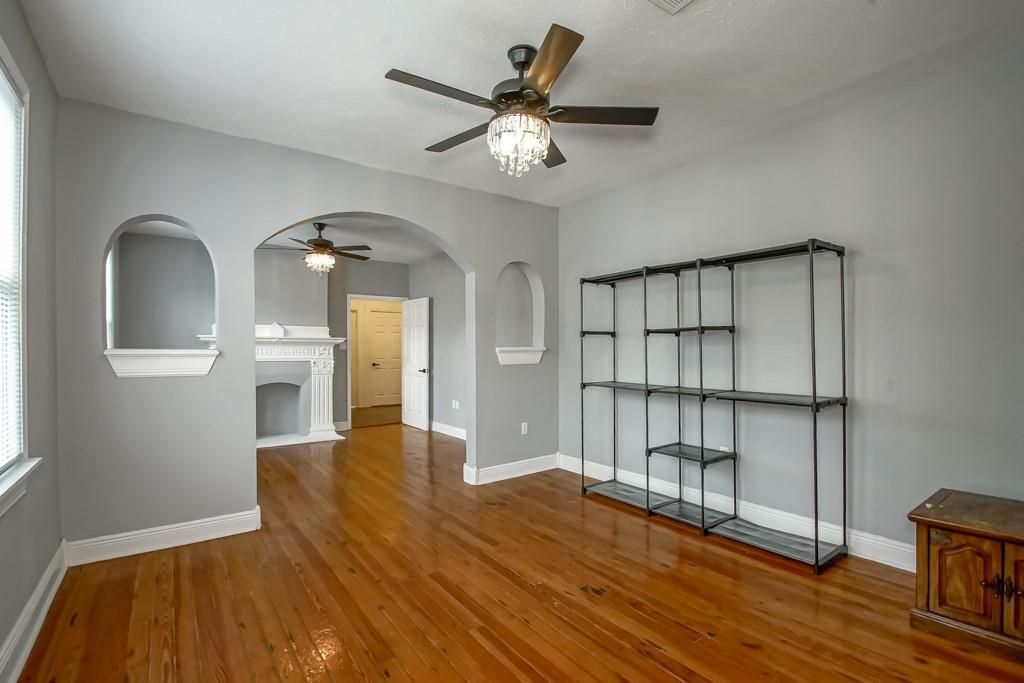 806 08 NAVARRE Avenue