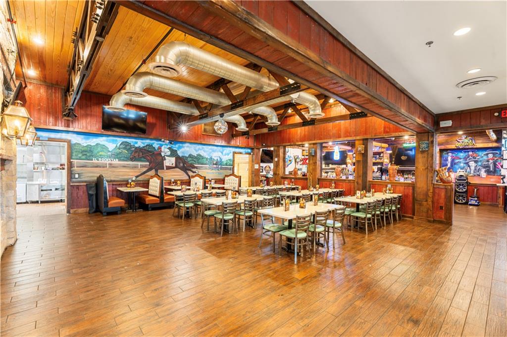 1202 TOWN CENTER Parkway