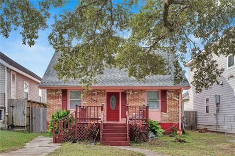 6646 BELLAIRE Drive New Orleans LA 70124