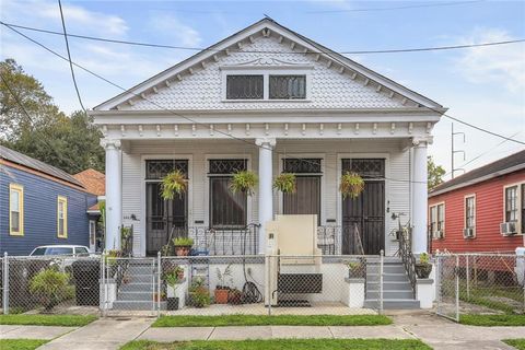 2421 23 ONZAGA Street New Orleans LA 70119