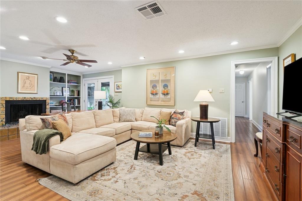 1801 ELIZABETH Avenue