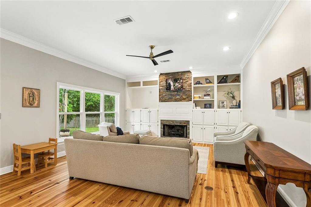 685 N BEAU CHENE Drive