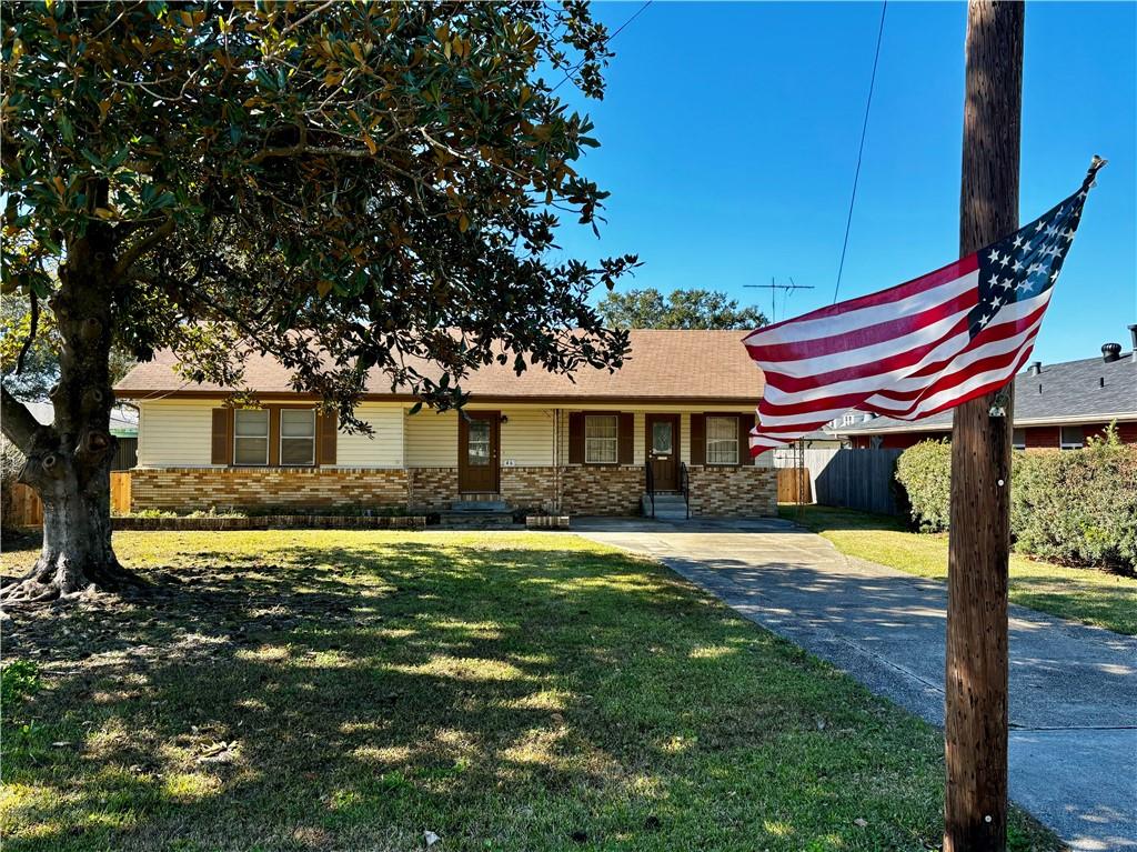 Harahan, Louisiana 70123, United States, 2 Bedrooms Bedrooms, ,1 BathroomBathrooms,Residential,Pending,66549