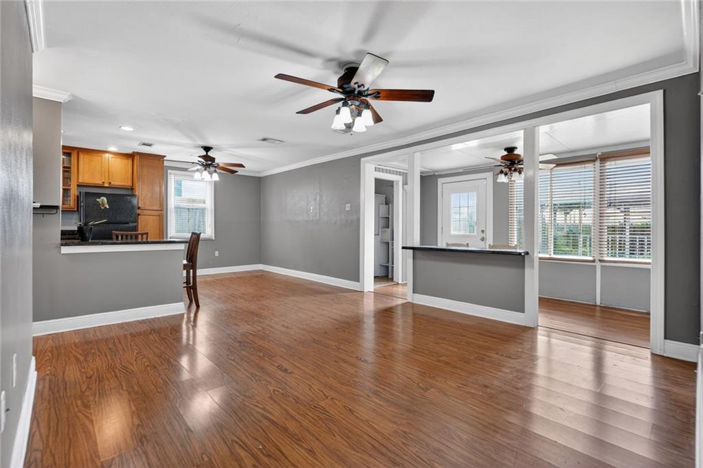 1321 LAKESHORE Drive