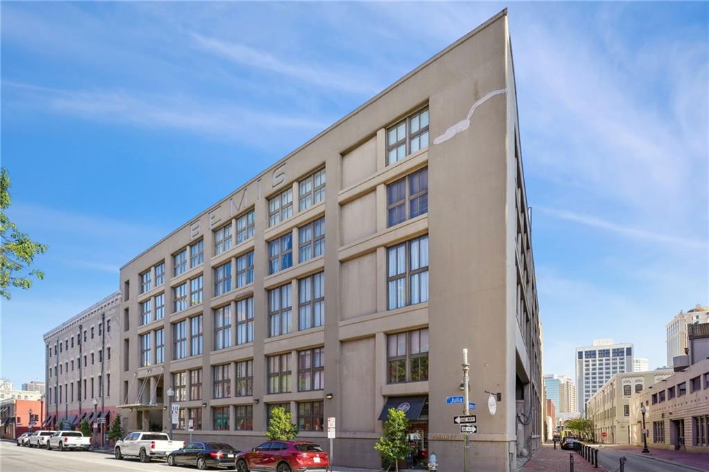 333 JULIA Street 402