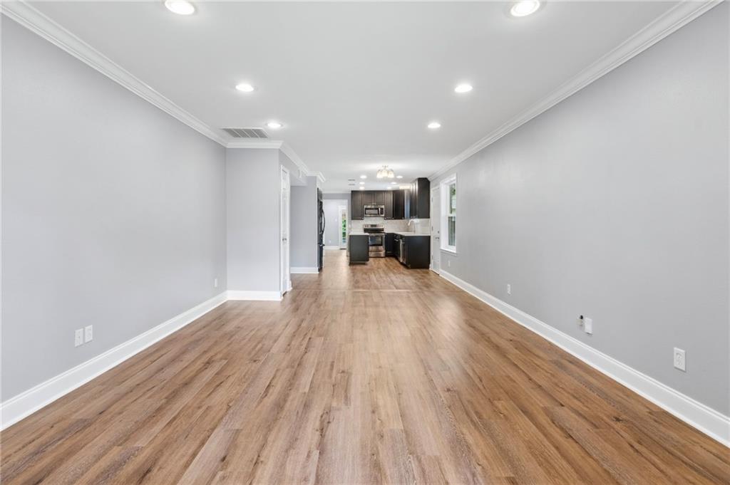 6571 BELLAIRE Drive