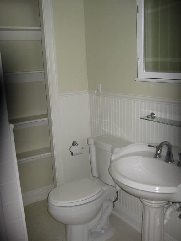 New Orleans, Louisiana 70124, United States, 3 Bedrooms Bedrooms, ,2 BathroomsBathrooms,Residential,Active,123871