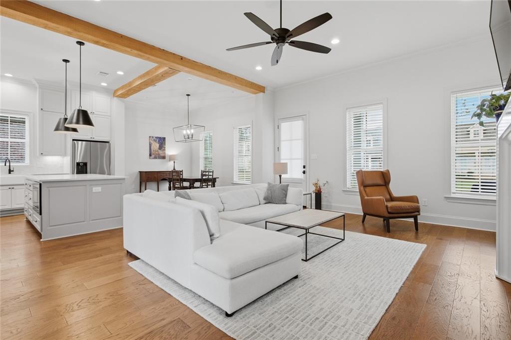 861 CANE LOOP Alley