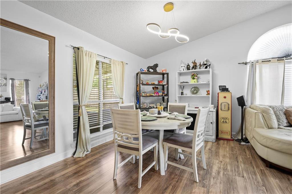 3049 E MEADOW LAKE Drive