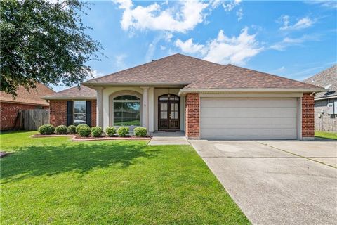 207 LAUREL OAK Drive St Rose LA 70087