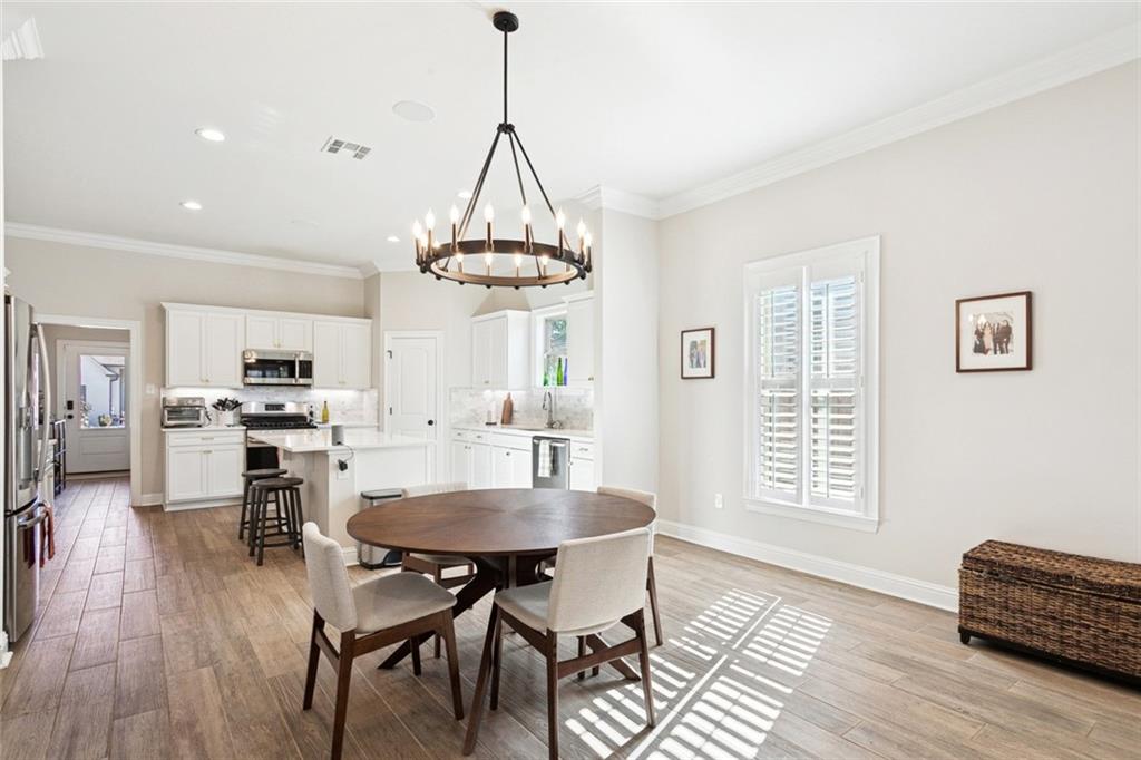 592 TERRACE LAKE Drive