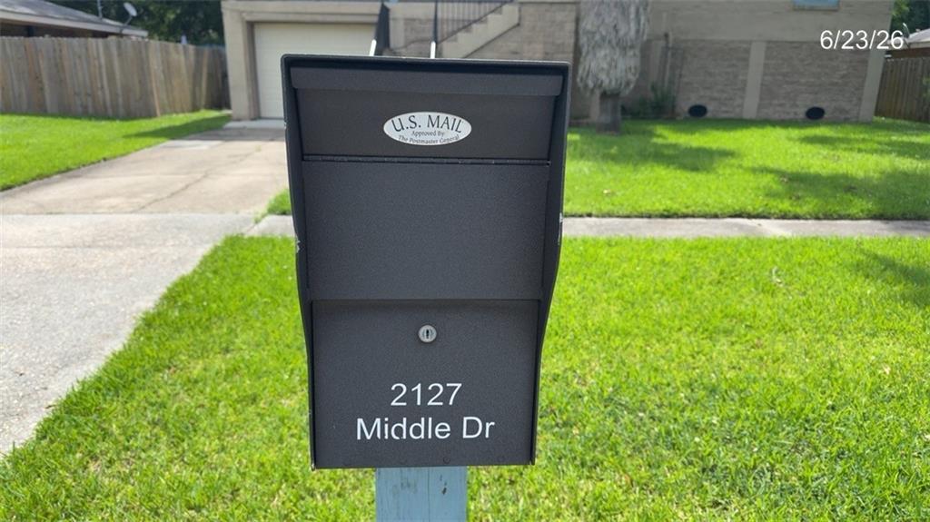 2127 MIDDLE Drive